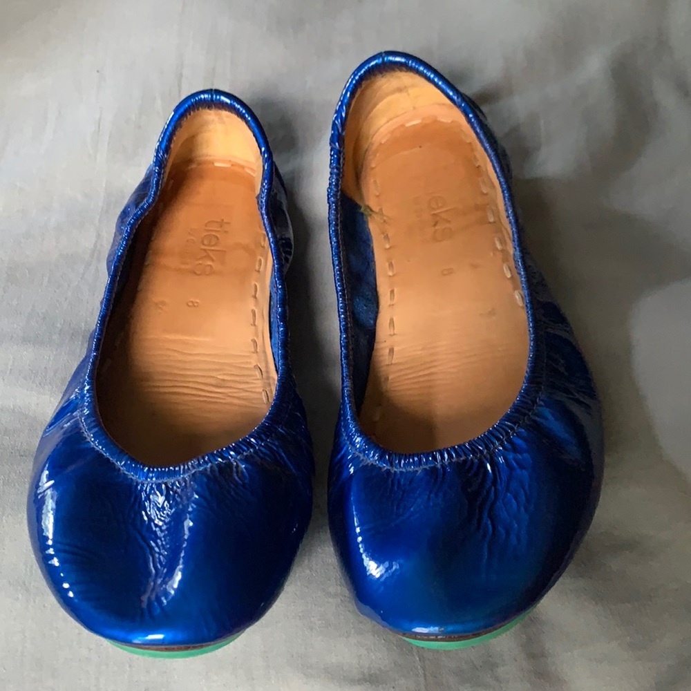 Sapphire patent Tieks, size 8